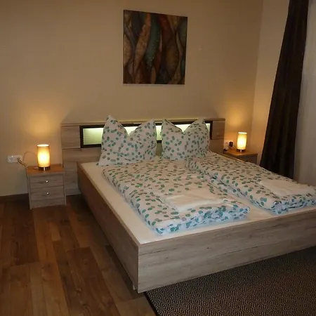 Menta Apartmanhaz *