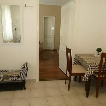 Menta Apartmanhaz Apartment Heviz