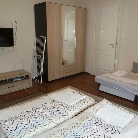 Menta Apartmanhaz Heviz