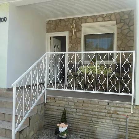 Menta Apartmanhaz Apartment